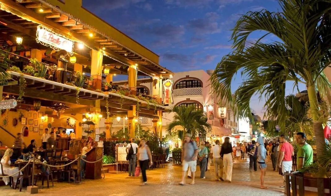 Oceanblue By Andiani Travel Lägenhet Playa del Carmen